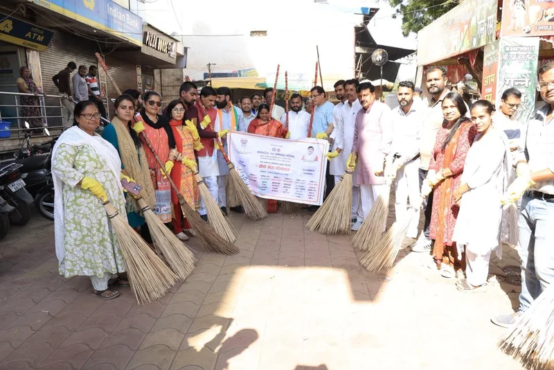 सेवा संकल्प अभियान गांधी जयंती पर कंपनी गार्डन में राष्ट्रपिता महात्मा गांधी जी की प्रतिमा पर माल्यार्पण एवं…